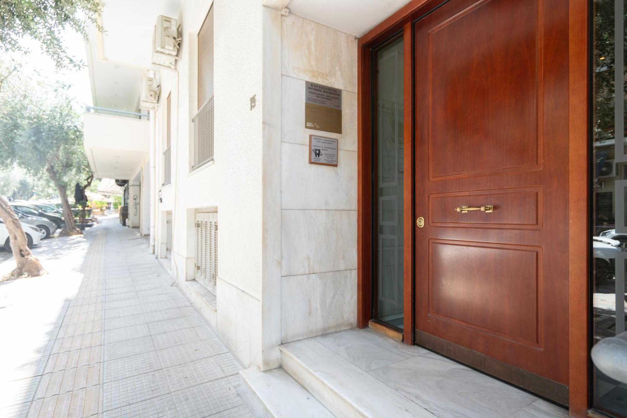 Sophisticated Modern Apt In Athens Center Exterior foto